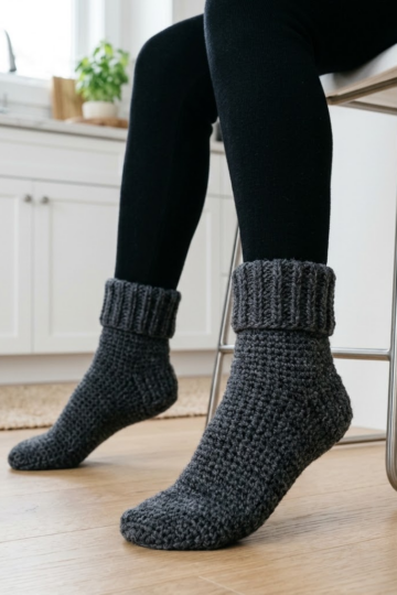 Charcoal Gray Everyday Socks Free Crochet Pattern