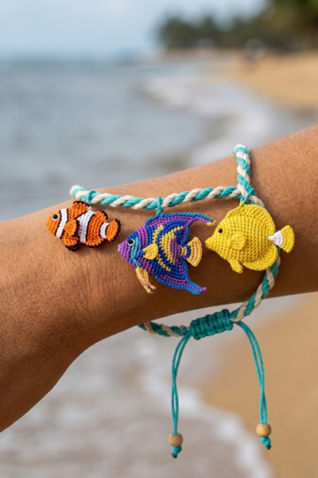 Tropical Fish Charm Bracelet Free Crochet Pattern